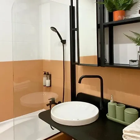 Urban Jungle By Zoom ברטיסלאבה