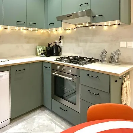 Urban Jungle By Zoom